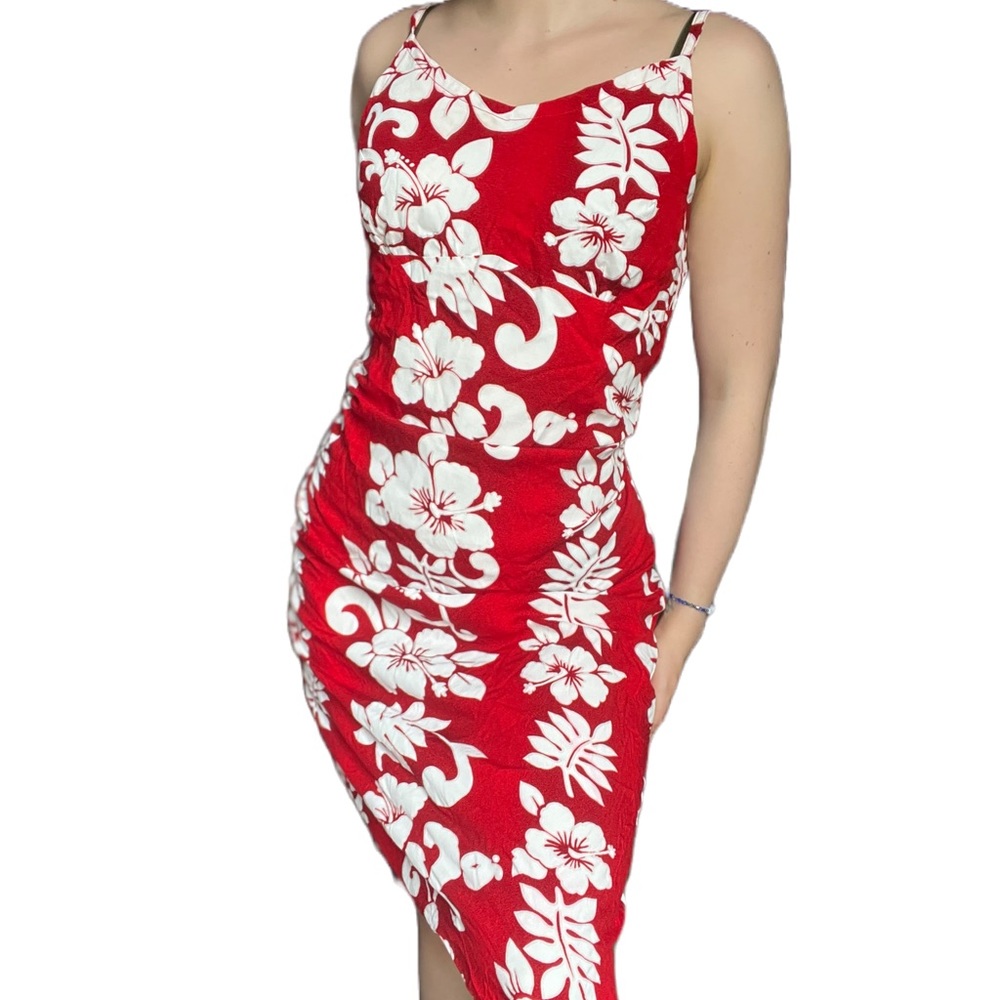 Red asymmetrical Hawaiian Dress With White Flowers
